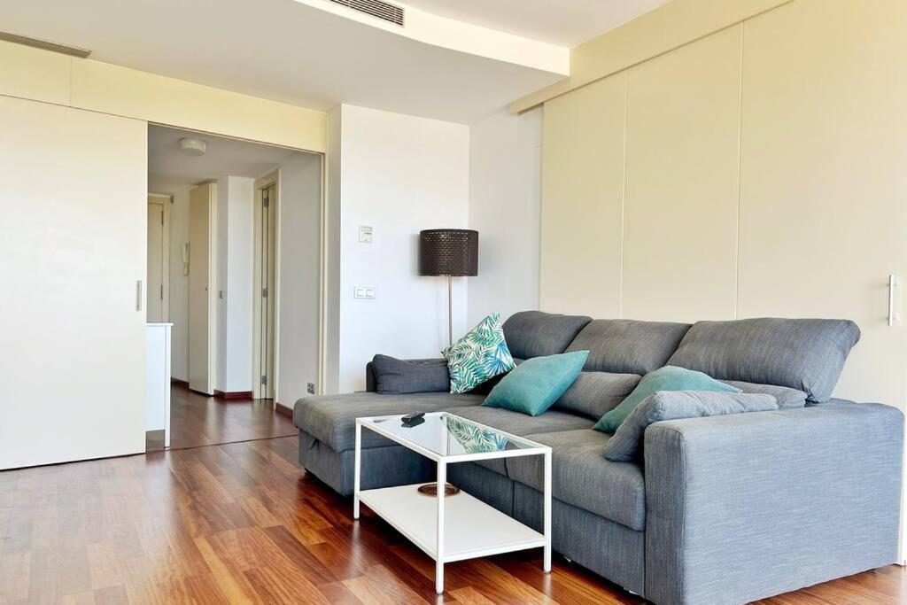 Ral48 Apartment Sant Adria de Besos Bagian luar foto