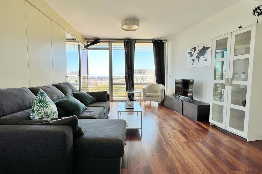 Ral48 Apartment Sant Adria de Besos Bagian luar foto