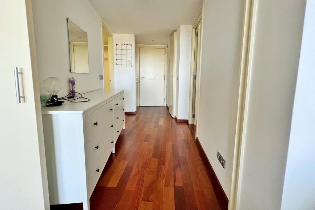 Ral48 Apartment Sant Adria de Besos Bagian luar foto